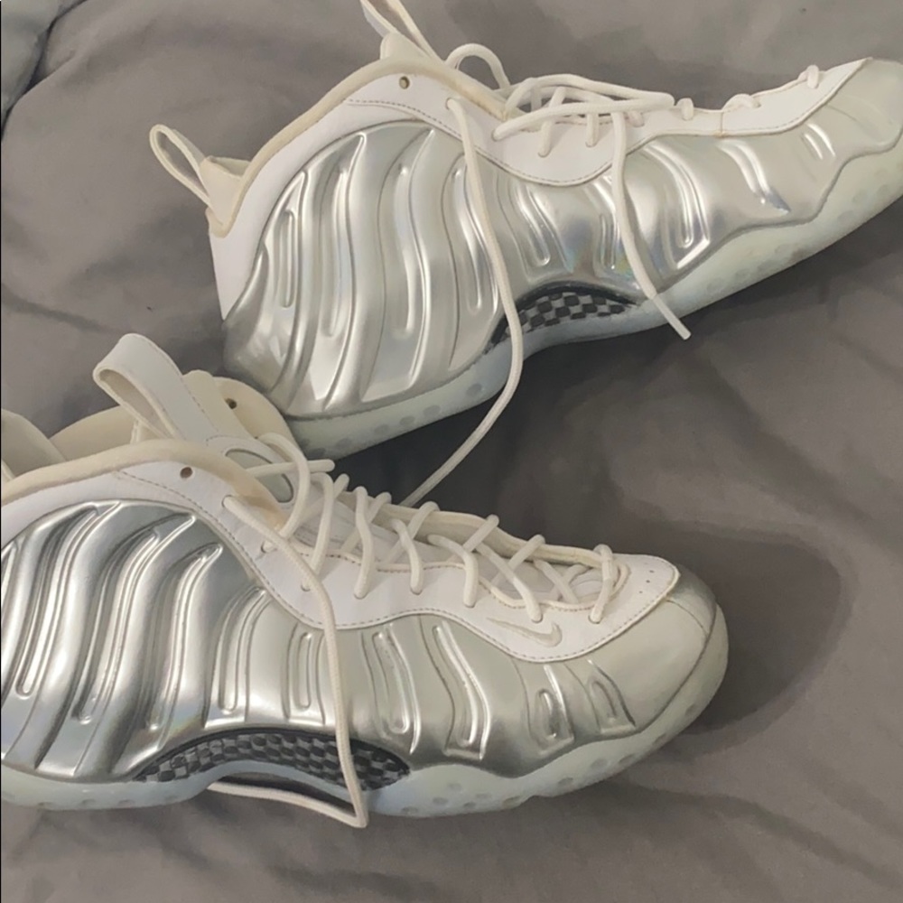 silver foam posits